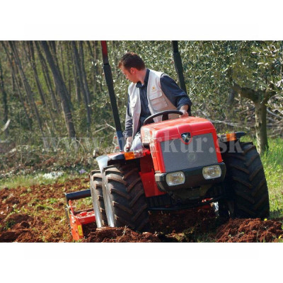 Antonio Carraro TIGRE 3200 traktor 